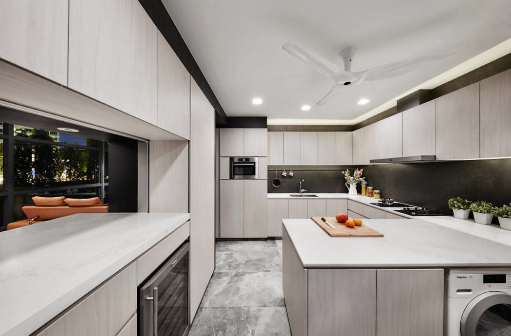 Apartment in Singapore by akiHAUS Design Studio | HomeAdore