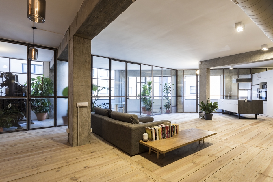 Loft in Barcelona by Habitan Architecture