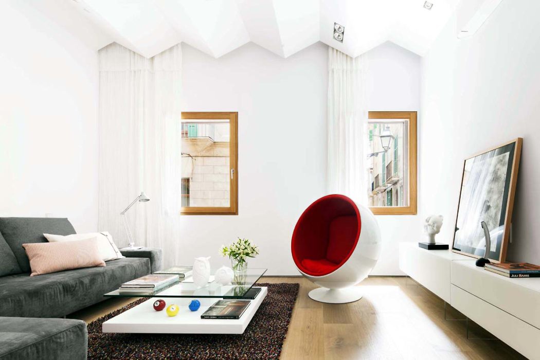 Apartment in Palma by OLARQ Osvaldo Luppi Architects