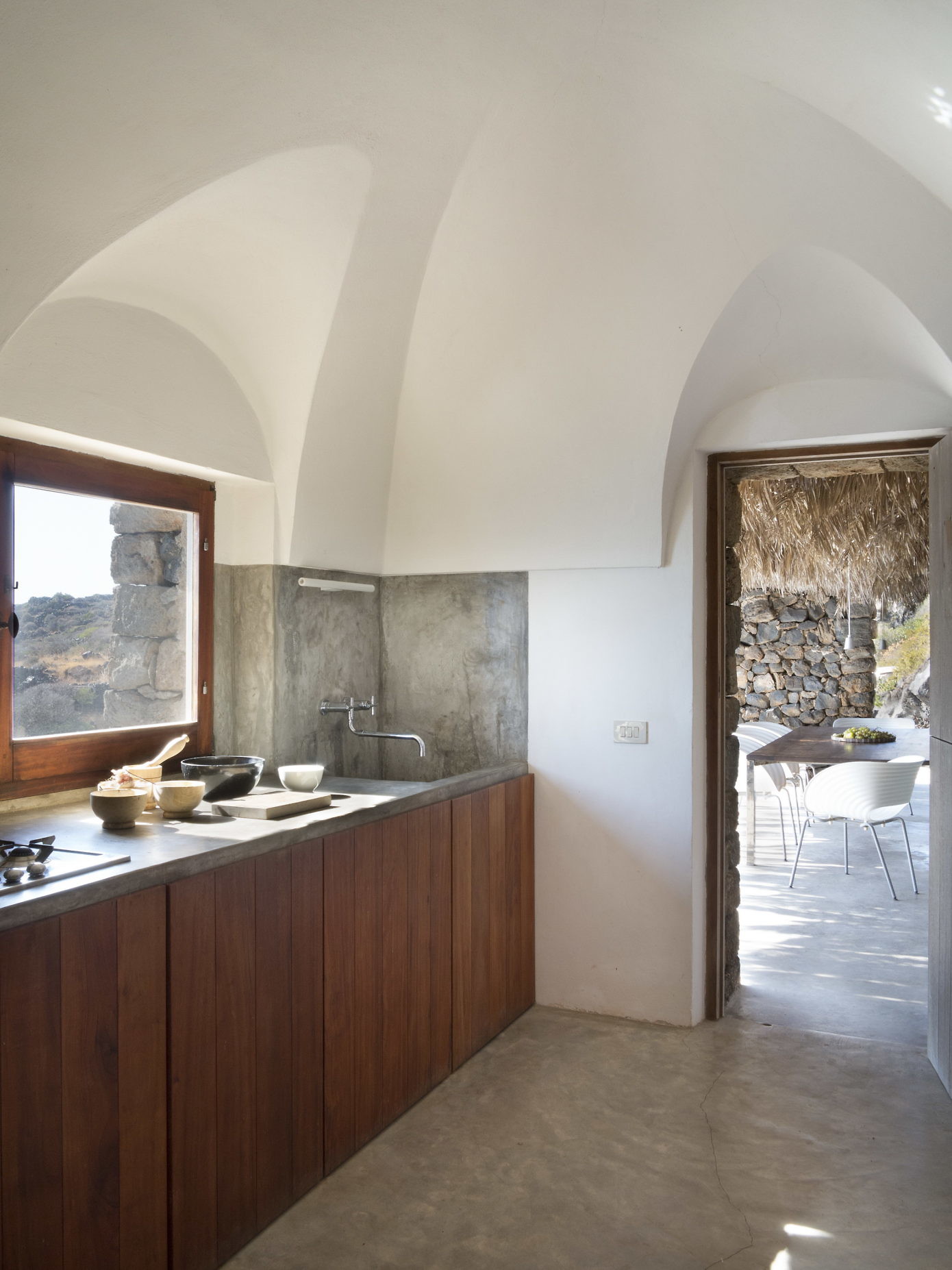 Pantelleria House by Galleria Disegno