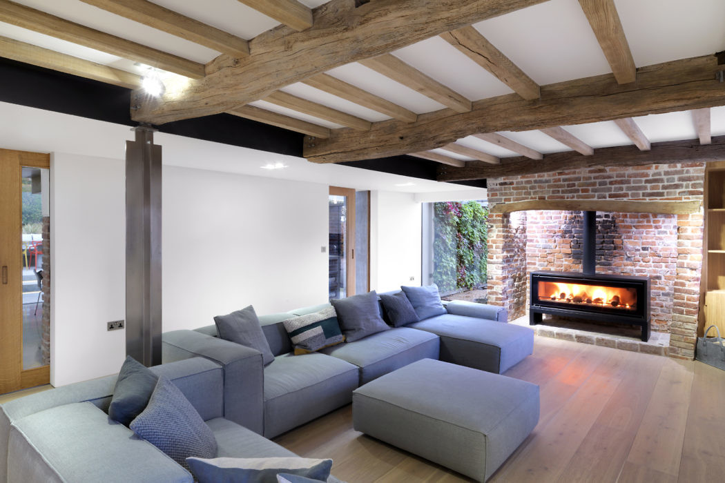 Cottage by Guy Hollaway Architects