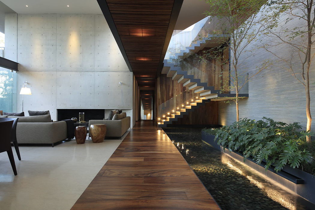 HNN House by Hernandez Silva Architects