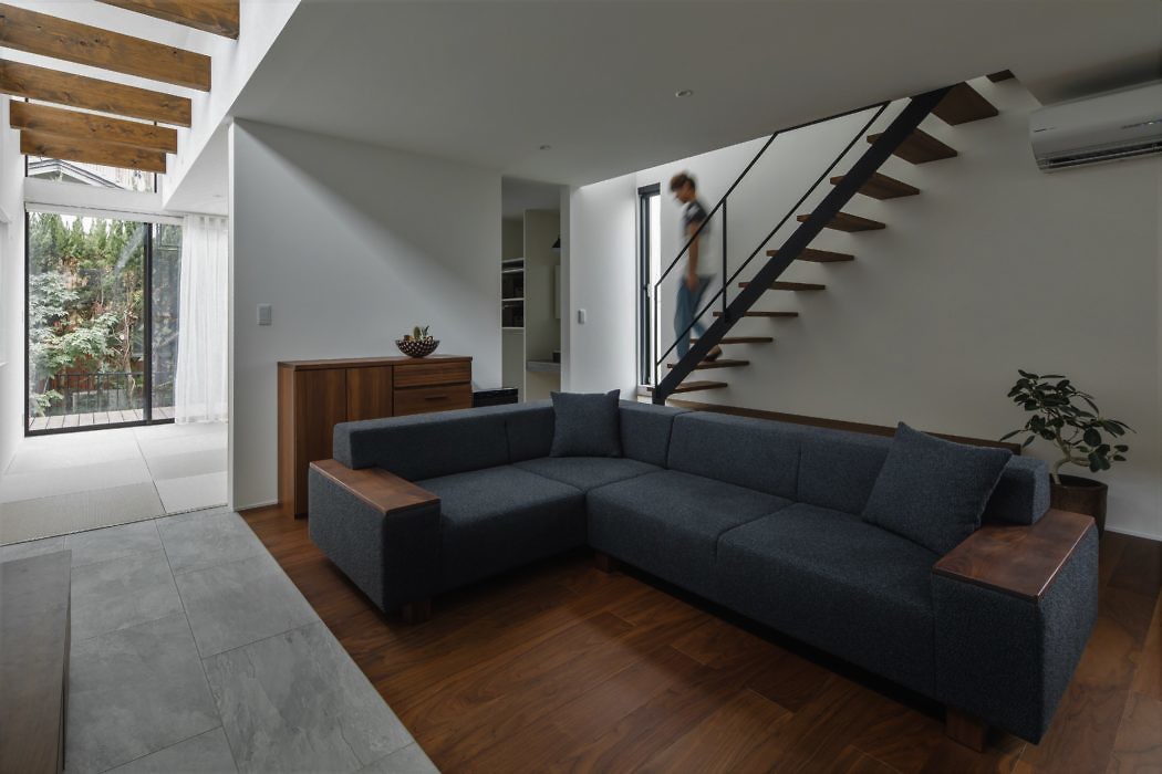 Ishibehigashi House by Alts Design Office