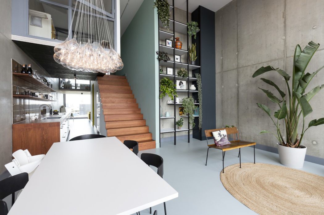 006-loft-in-amsterdam-by-studiomfd-1050x699.jpg