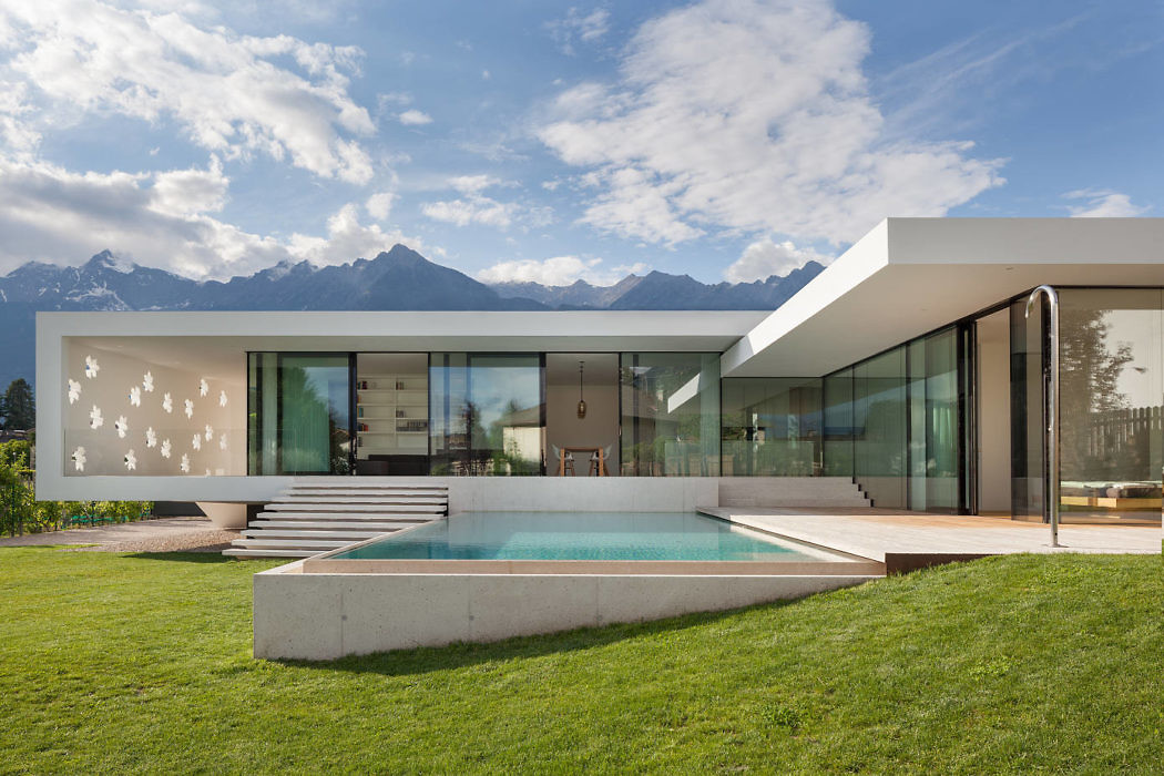 House T by Monovolume Architecture + Design
