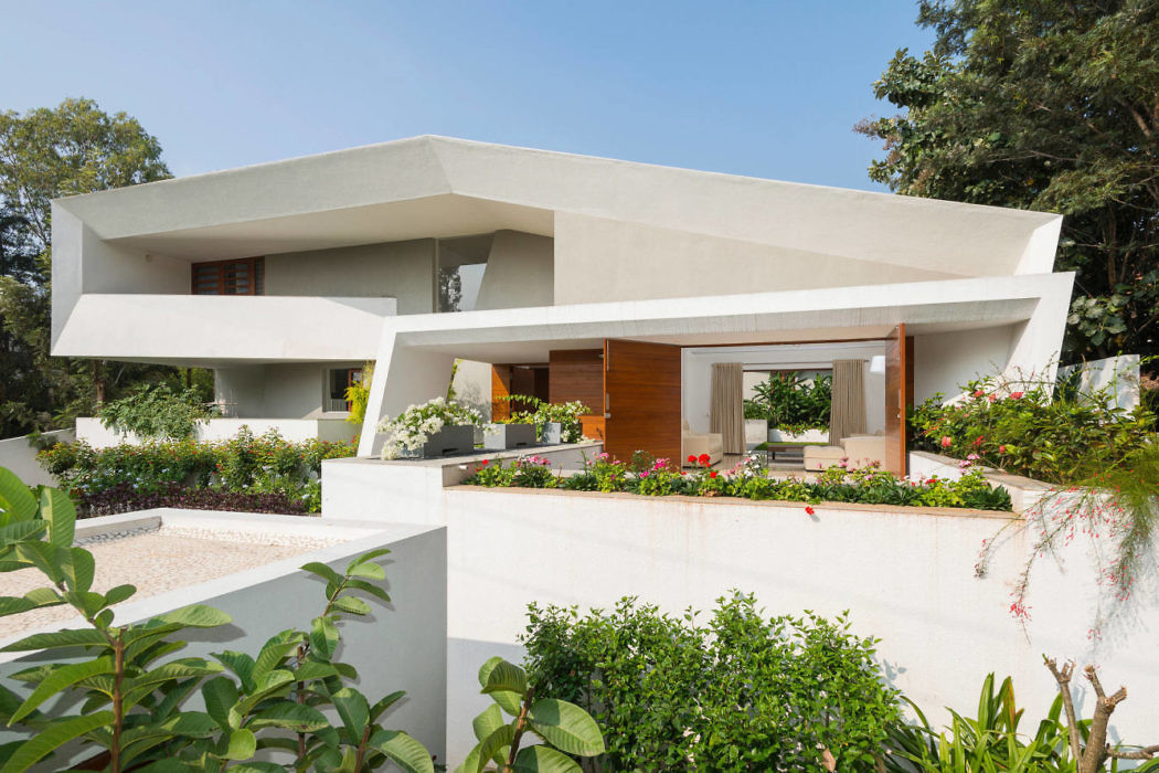 Courtyard House by Architecture Paradigm