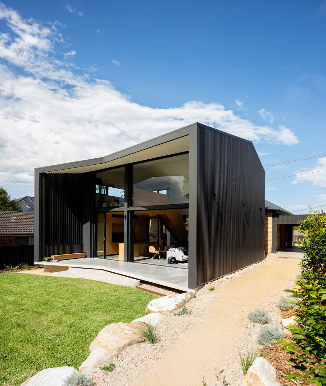 Binary House by Christopher Polly Architect | HomeAdore