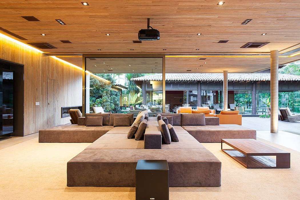 Villa Ricardo Paradise by Pascal de Souza