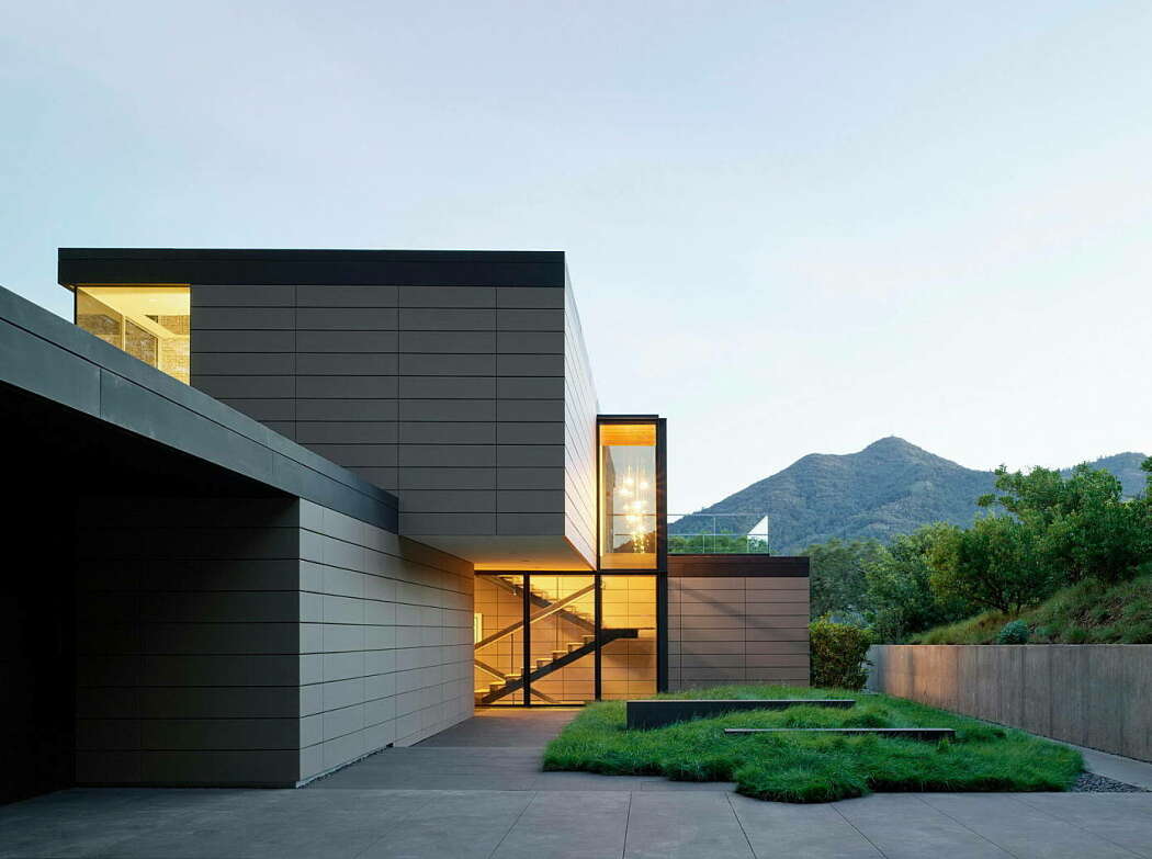 Spring Road Residence by Ehrlich Yanai Rhee Chaney Architects - 1