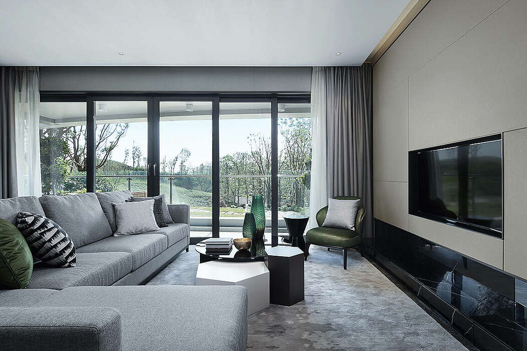 Apartment in Chongqing by Shenzhen Qianxun Decorative Art and Design Co.