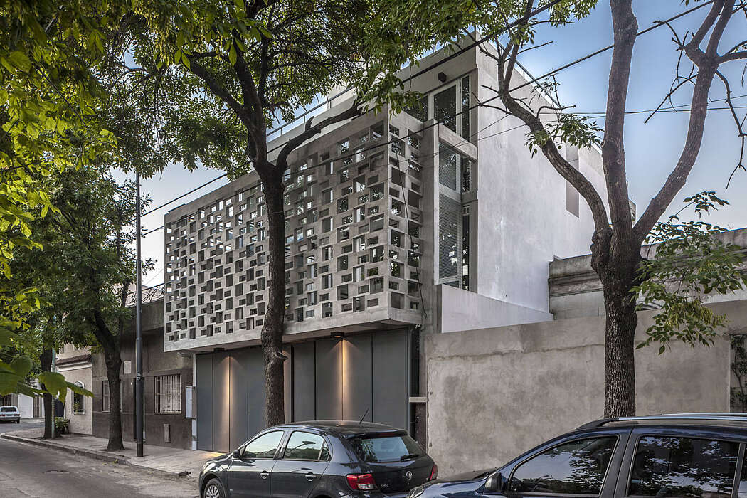 GU 2787 by Estudio Arqtipo