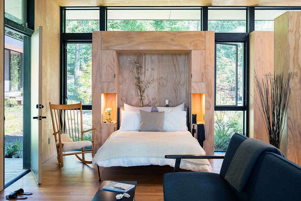 Hood Cliff Retreat by Wittman Estes Architecture + Landscape