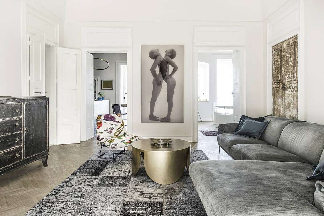 Casa 1886 by Flore & Venezia Architects
