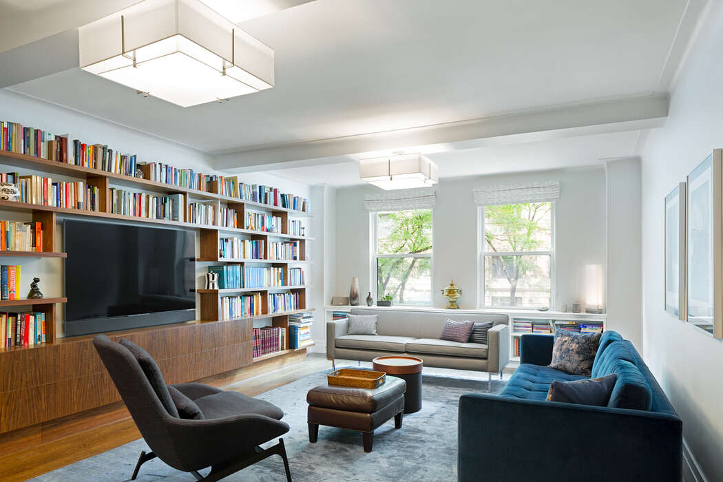 Pre-war Upper West Side Apartment by Studio ST Architects - 1