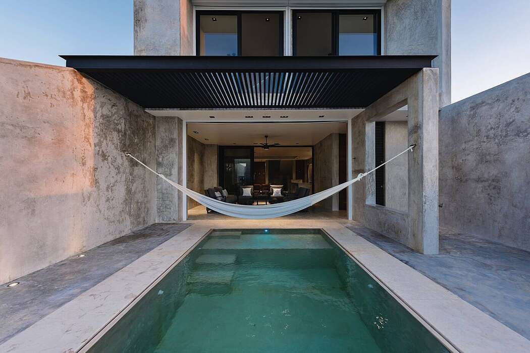 Chuburná House by Enrique Cabrera
