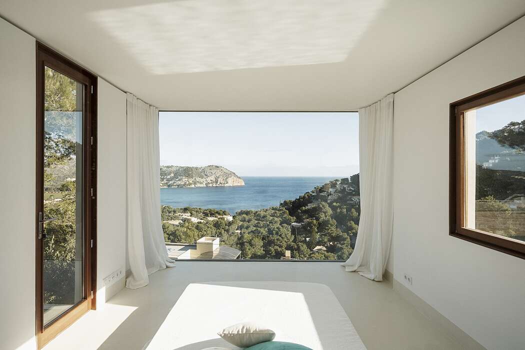 Private House Can Canyís by Caballero Colón