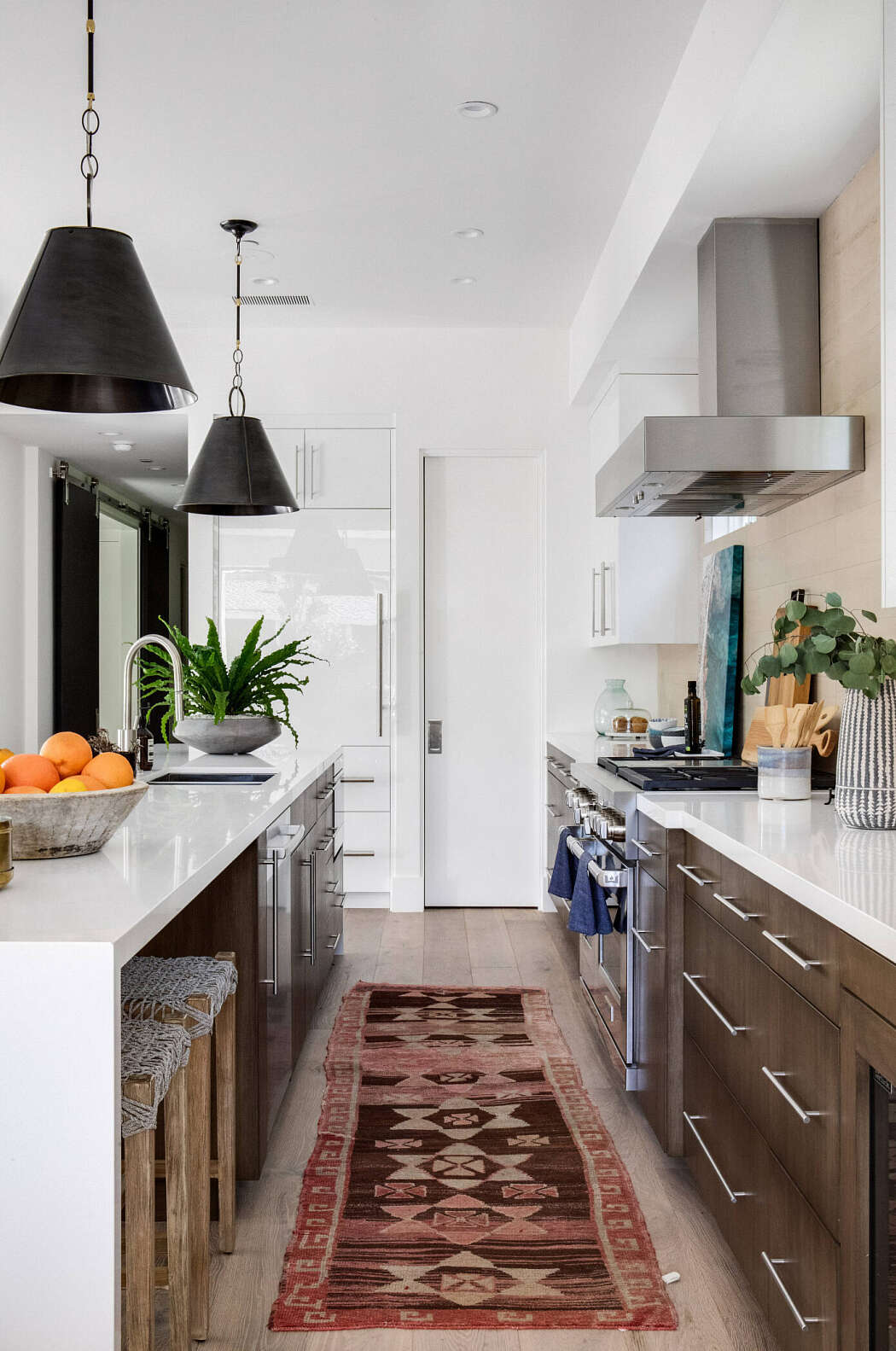 House in Newport Beach by Patterson Custom Homes HomeAdore