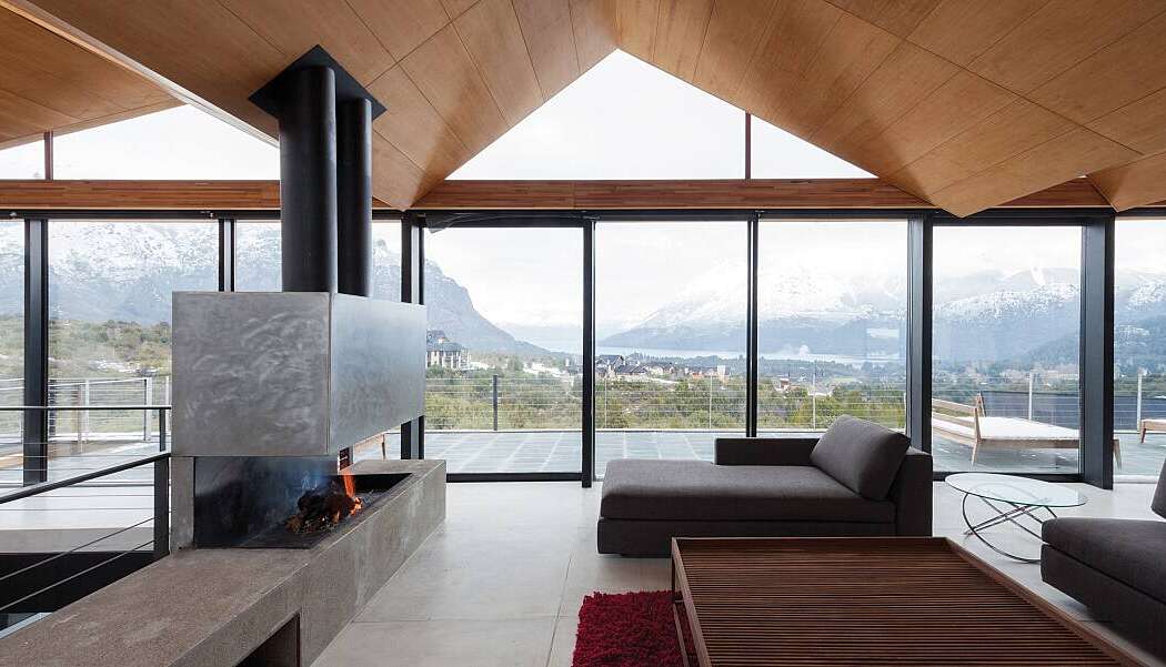 CS House by Alric Galindez Arquitectos