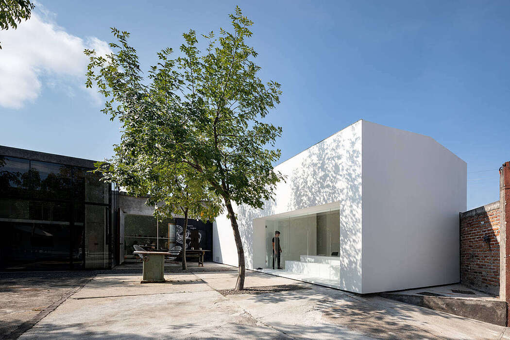 Home in Morelia by HW Studio