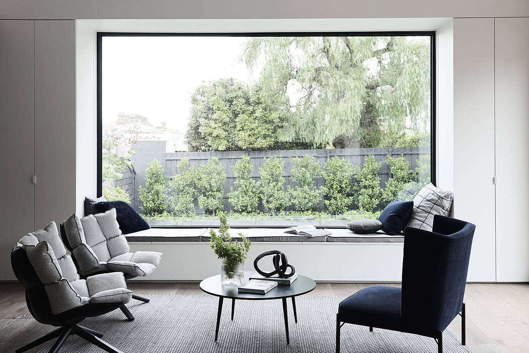 Auburn Road House by Solomon Troup Architects