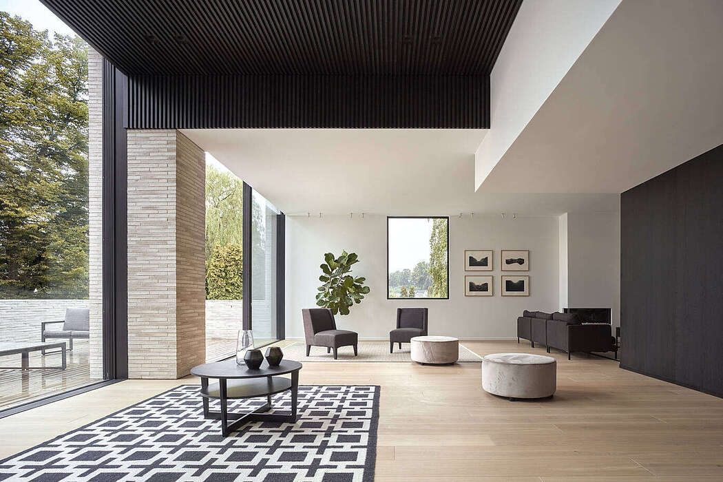Home in Oslo by Reiulf Ramstad Arkitekter