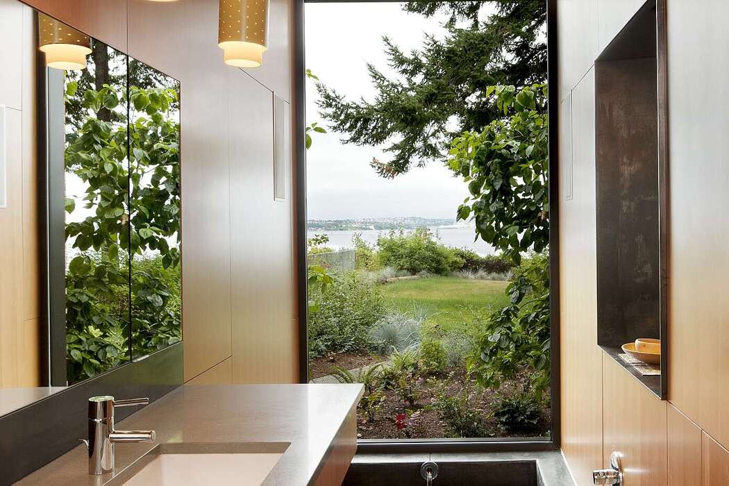 Platinum House by Coates Design