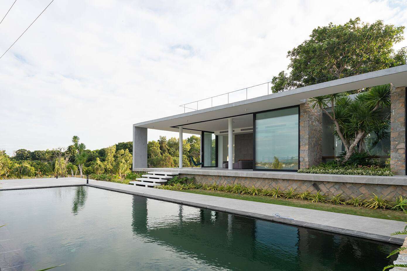Cam Hai House by Idee Architects Vietnam
