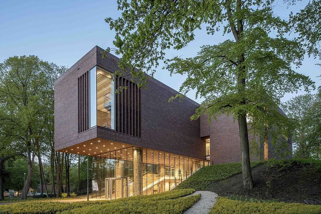 Lisser Art Museum by KVDK Architecten