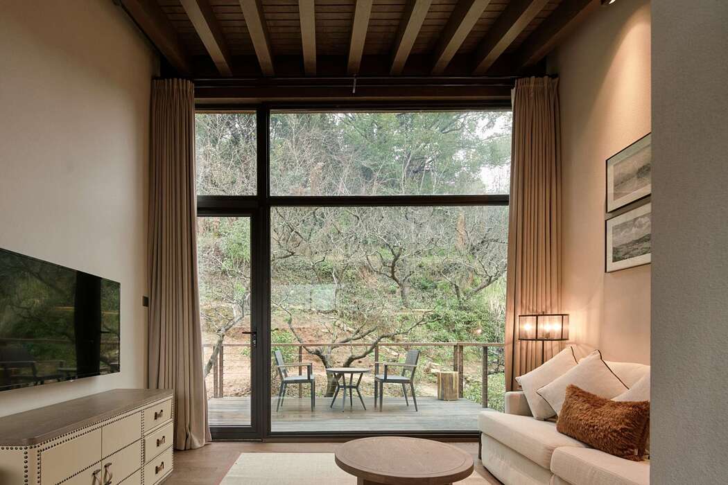 Hangzhou Senbo Resort by The Design Institute of Landscape & Architecture