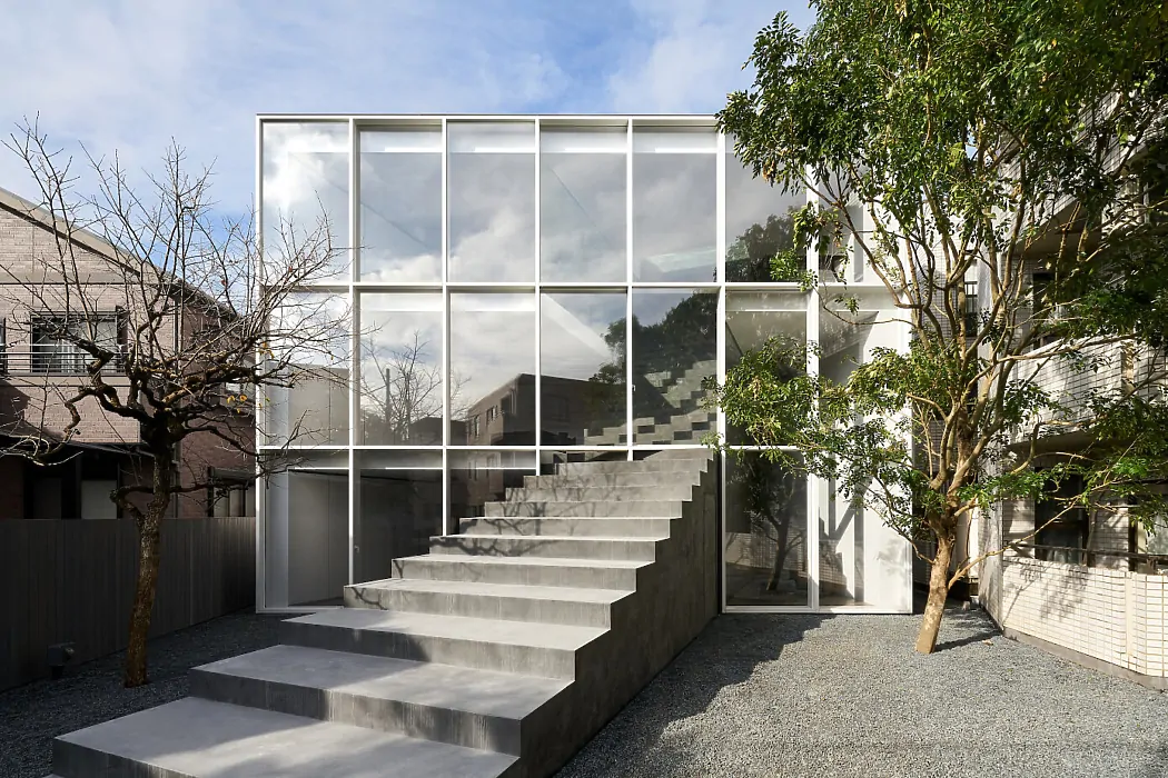 005-stairway-house-nendo-1050x700.webp