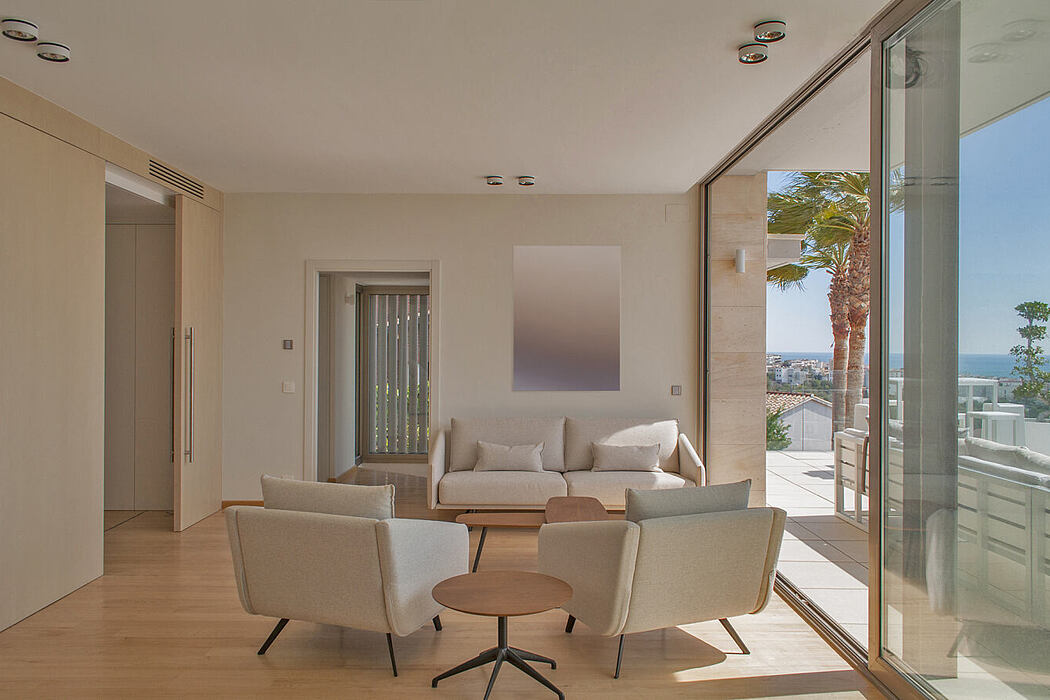Family house in Vallpineda by Gerardo van Waalwijk van Doorn