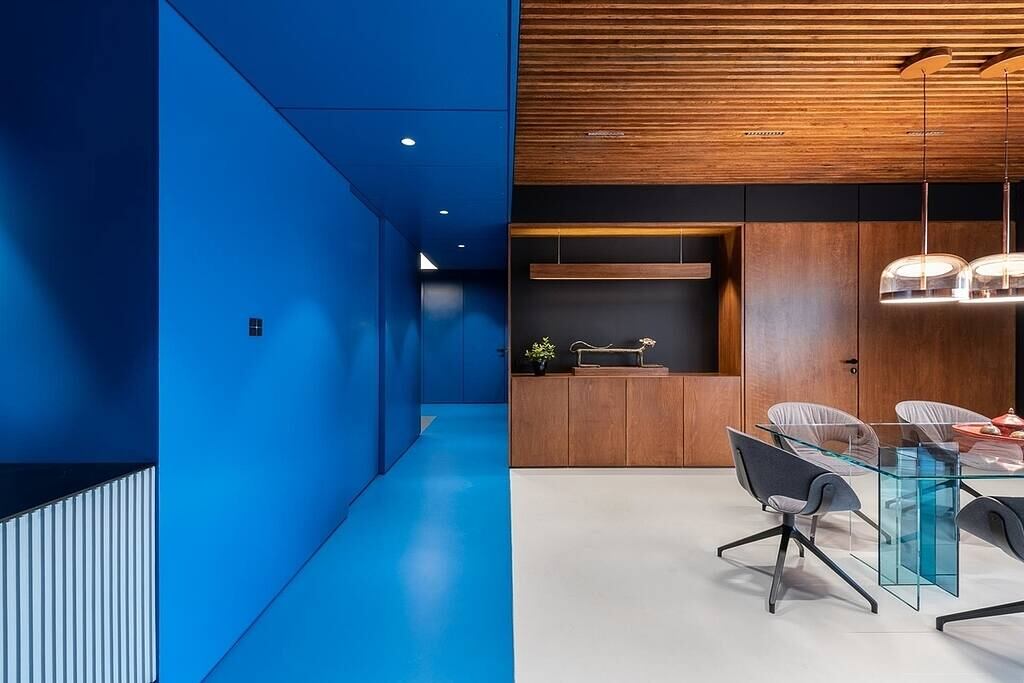 The Blue Scoop Haus by Dig Architects
