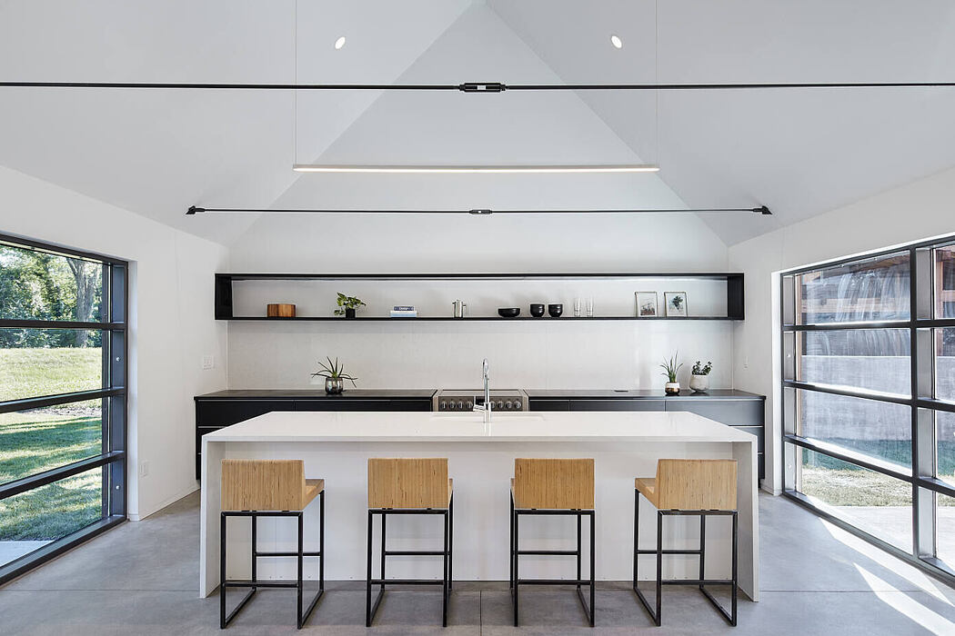 722 Ash Street House by Studio 804