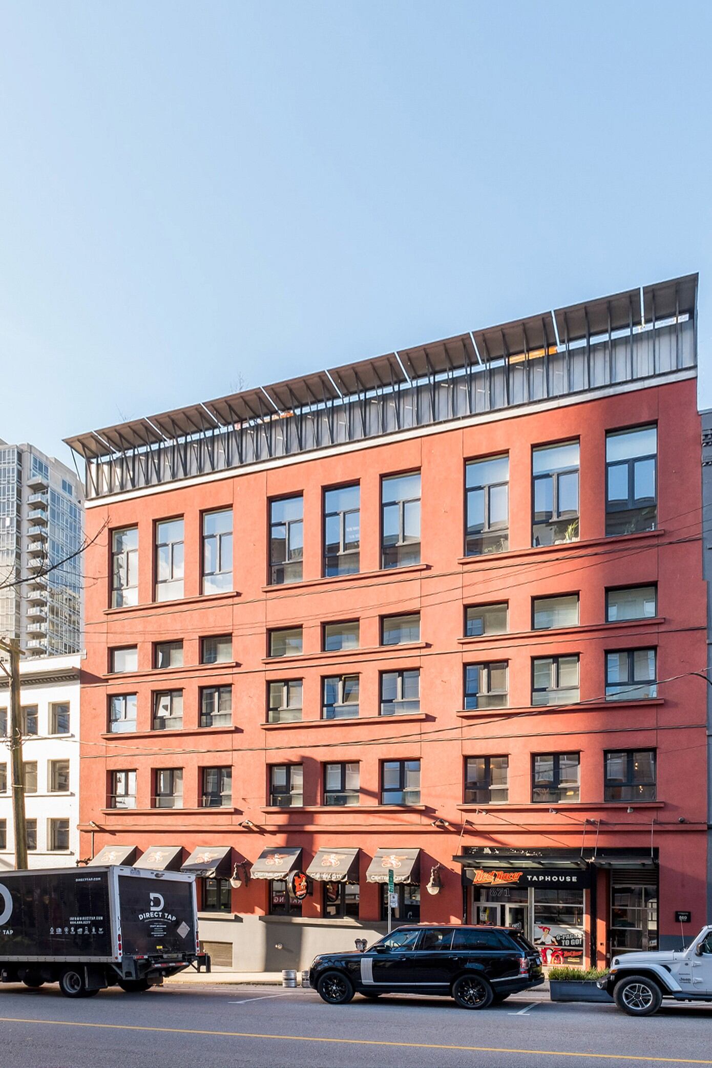 001heritageloftbybigoconstruction HomeAdore