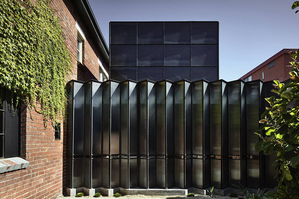 Powell Street House by Robert Simeoni Architects