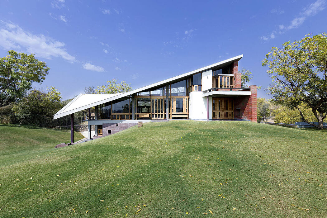 Weekend House by Studio 4000
