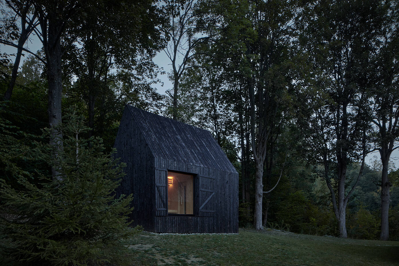 Cottage pod Bukovou by Mjölk Architects