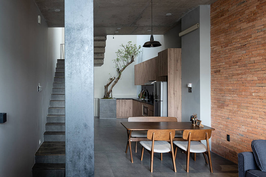 P House by T H I A Architecture