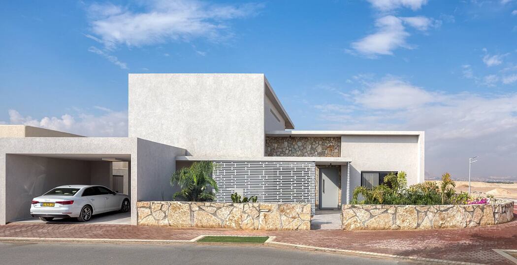 DST Villa-3 by Cohen Alon Architecture - 1