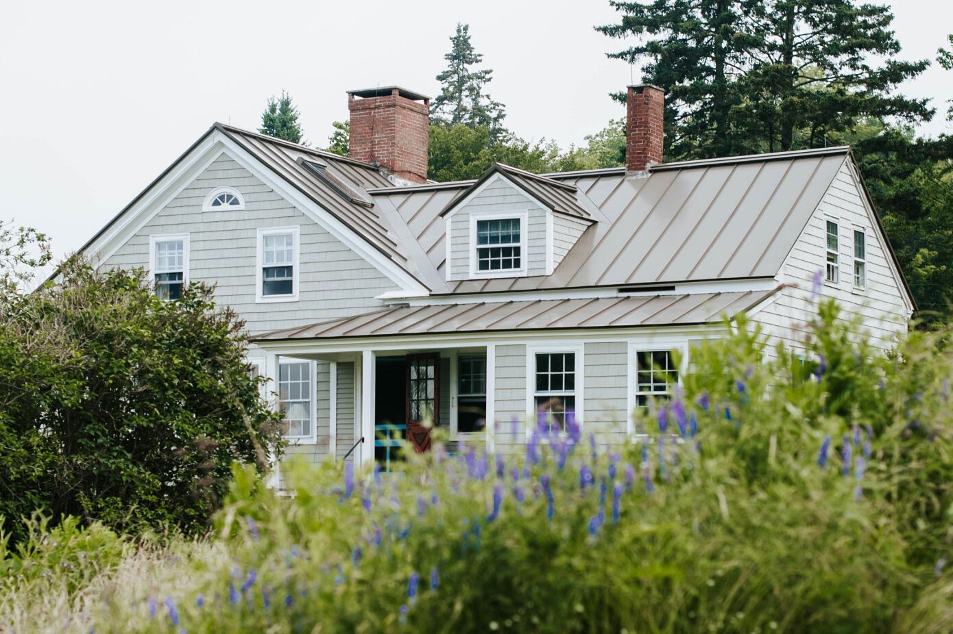 8 Potential Signs That Your Roof May Need To Be  Replaced