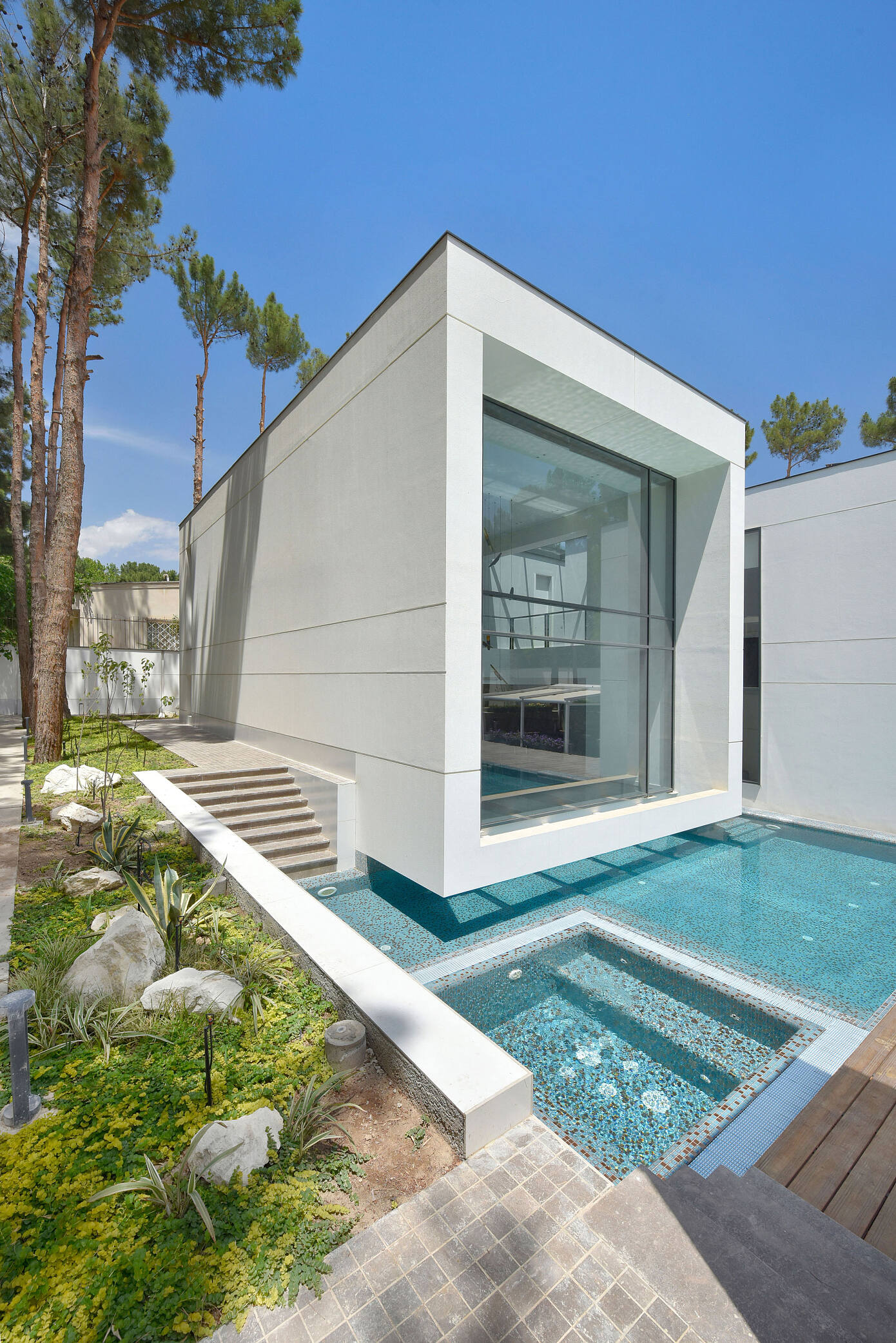 Shariat Villa by Cedrus Studio