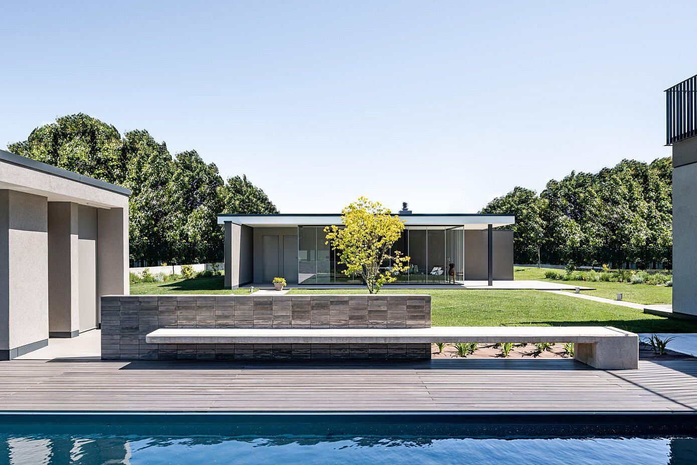 Villa M7 by PRR Architetti